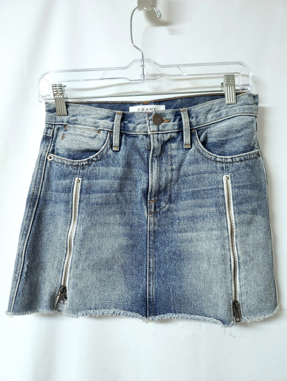 FRAME Le High Denim Mini Zipper Skirt in Willow size 24